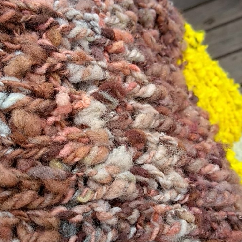 WOOL Afghan - Picture 3 of 4